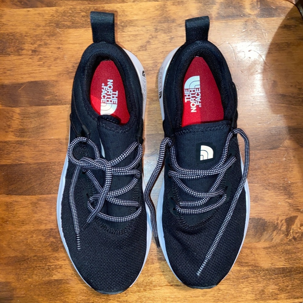 THE NORTH FACE Surge Highgate Black W Sneakers